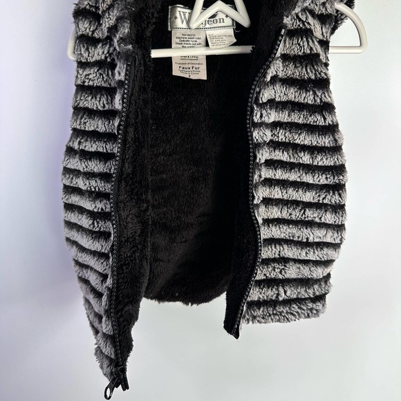 Widgeon Kids Faux Fur Teddy Bear Vest Black and gray with pockets 2T - Picture 4 of 8